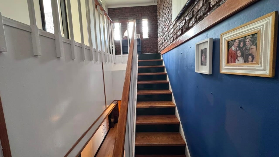5 Bedroom Property for Sale in Royldene Northern Cape